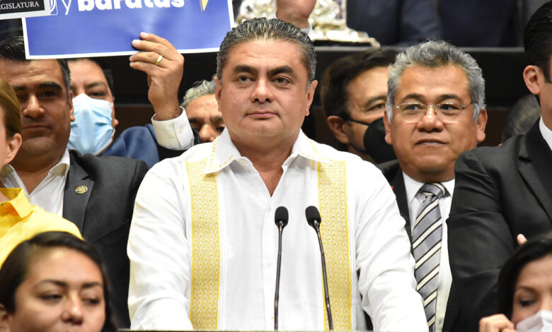 Luis Cházaro: Cristian Campuzano es un cartucho quemado