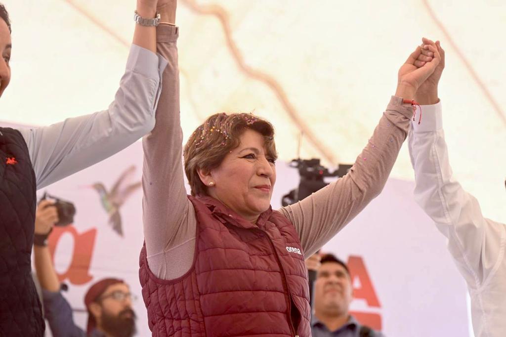 Delfina Gómez en Zacualpan