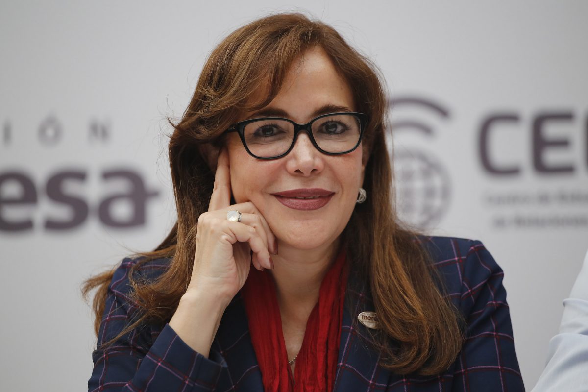 Yeidckol Polevnsky se sube a la contienda por la Presidencia