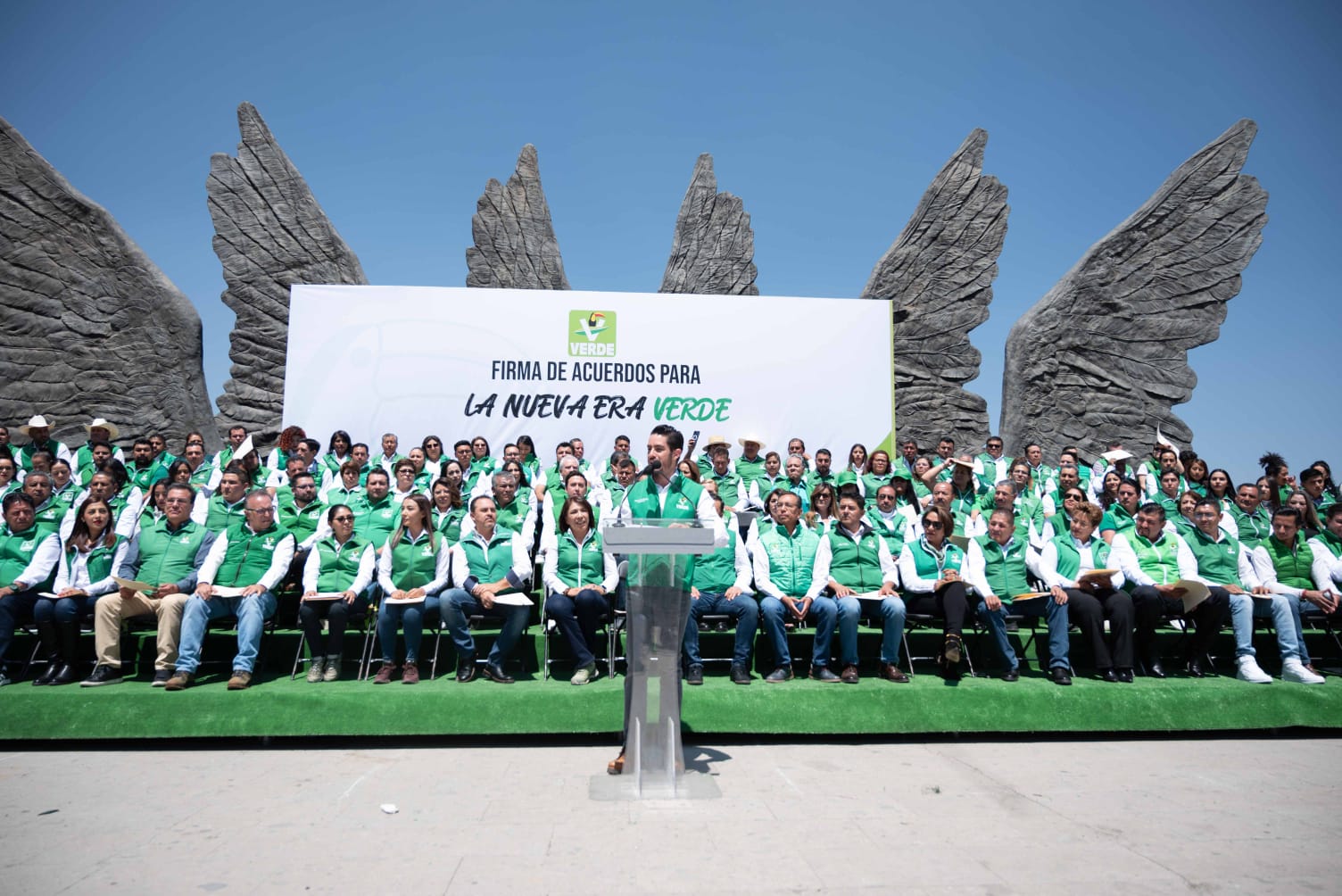 Indalecio Ríos va por alcaldía de Ecatepec, ahora por el Partido Verde