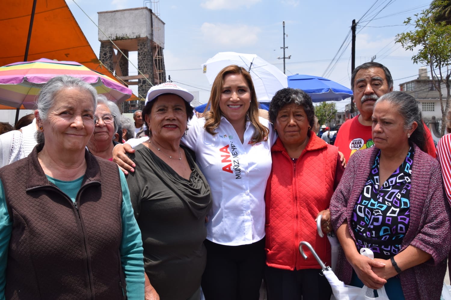Ana Muñiz comprometió una "Brigada Plateada" para San Mateo Atenco