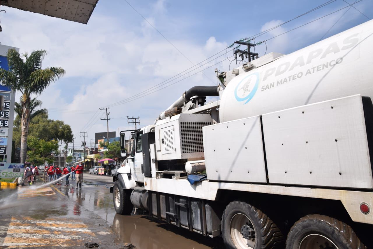 San Mateo Atenco atiende inundaciones
