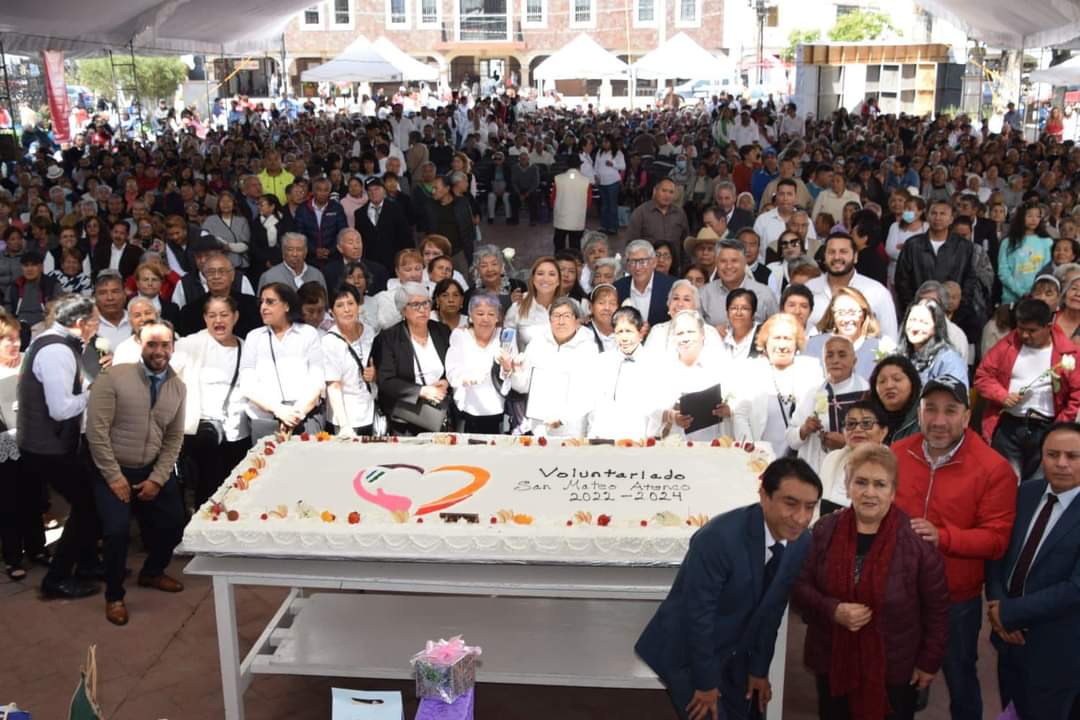San Mateo Atenco celebra a sus adultos mayores