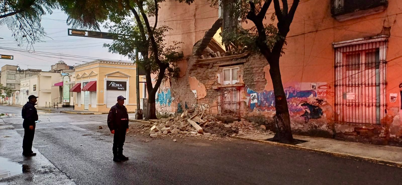 Colapsa edificio antiguo en Toluca: no hay heridos