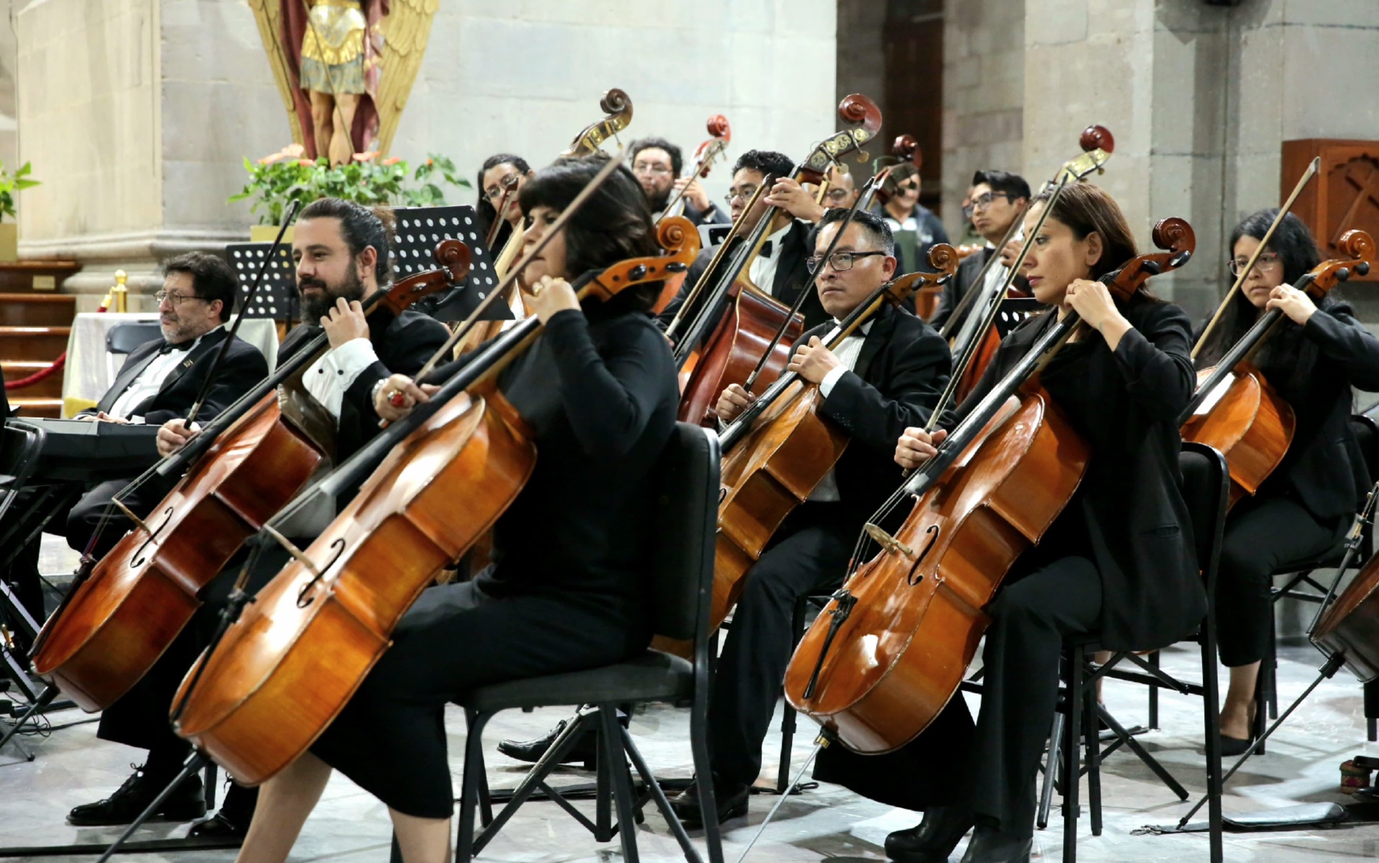 Orquesta Filarmónica de Toluca honra a Víctor Urbán en concierto