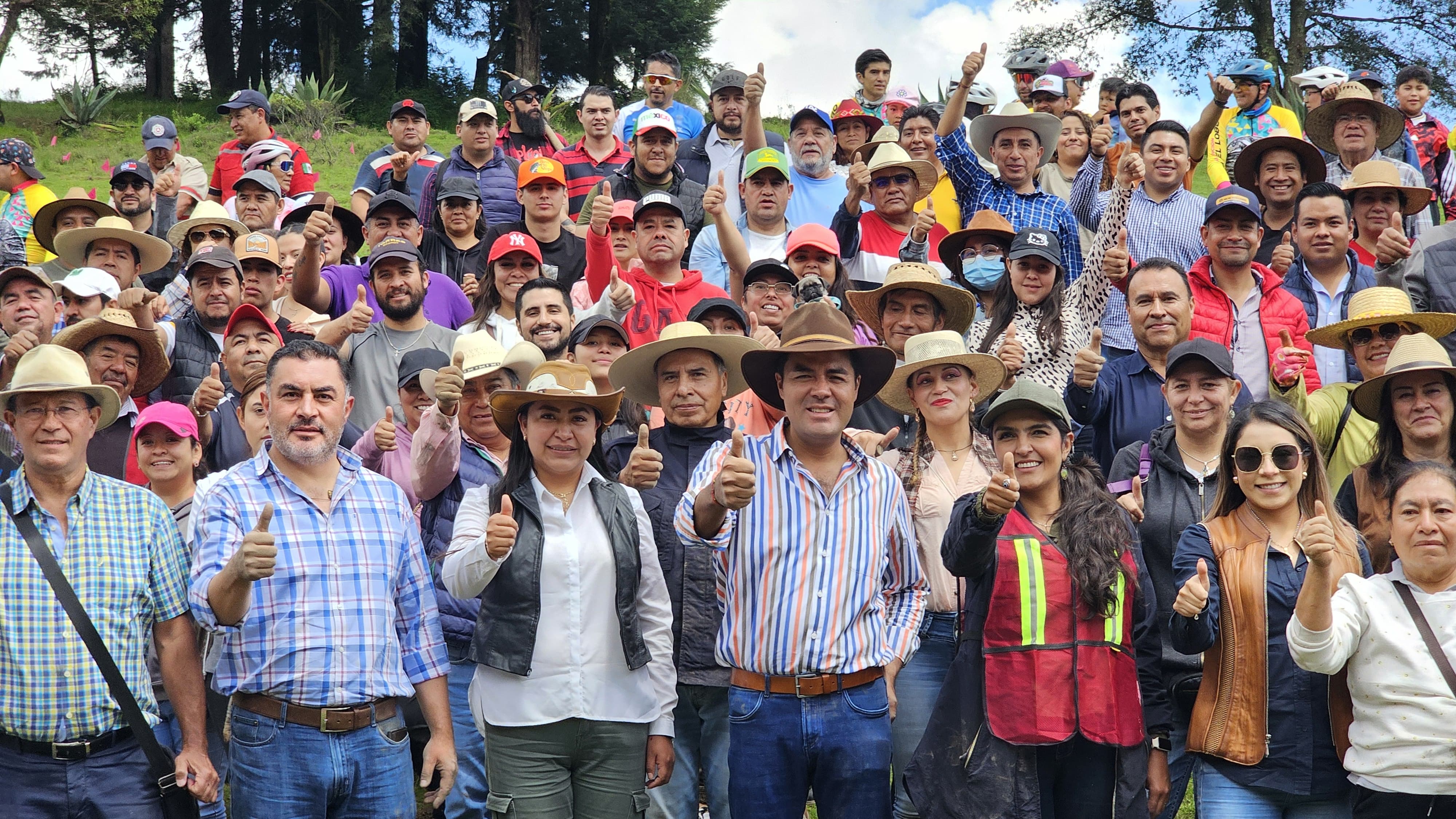 Almoloya de Juárez realiza reforestación masiva