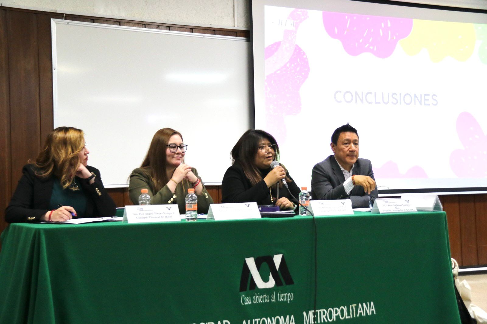 Consejeras del IEEM y IECM inspiran a estudiantes de la UAM