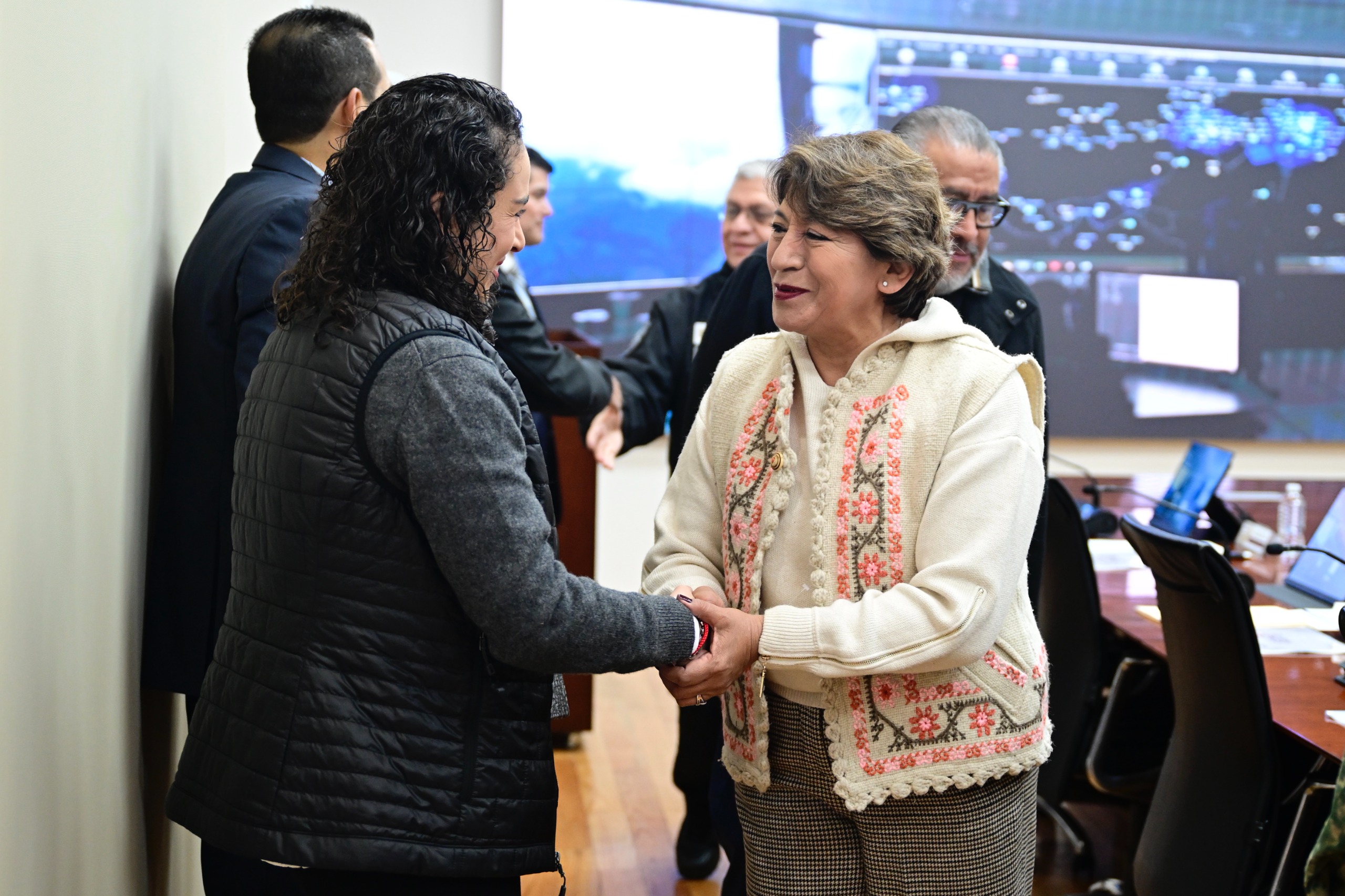 Gobierno del Edomex, INE e IEEM coordinan esfuerzos para garantizar una elección pacífica y ordenada en 3,800 escuelas que serán sedes de votación