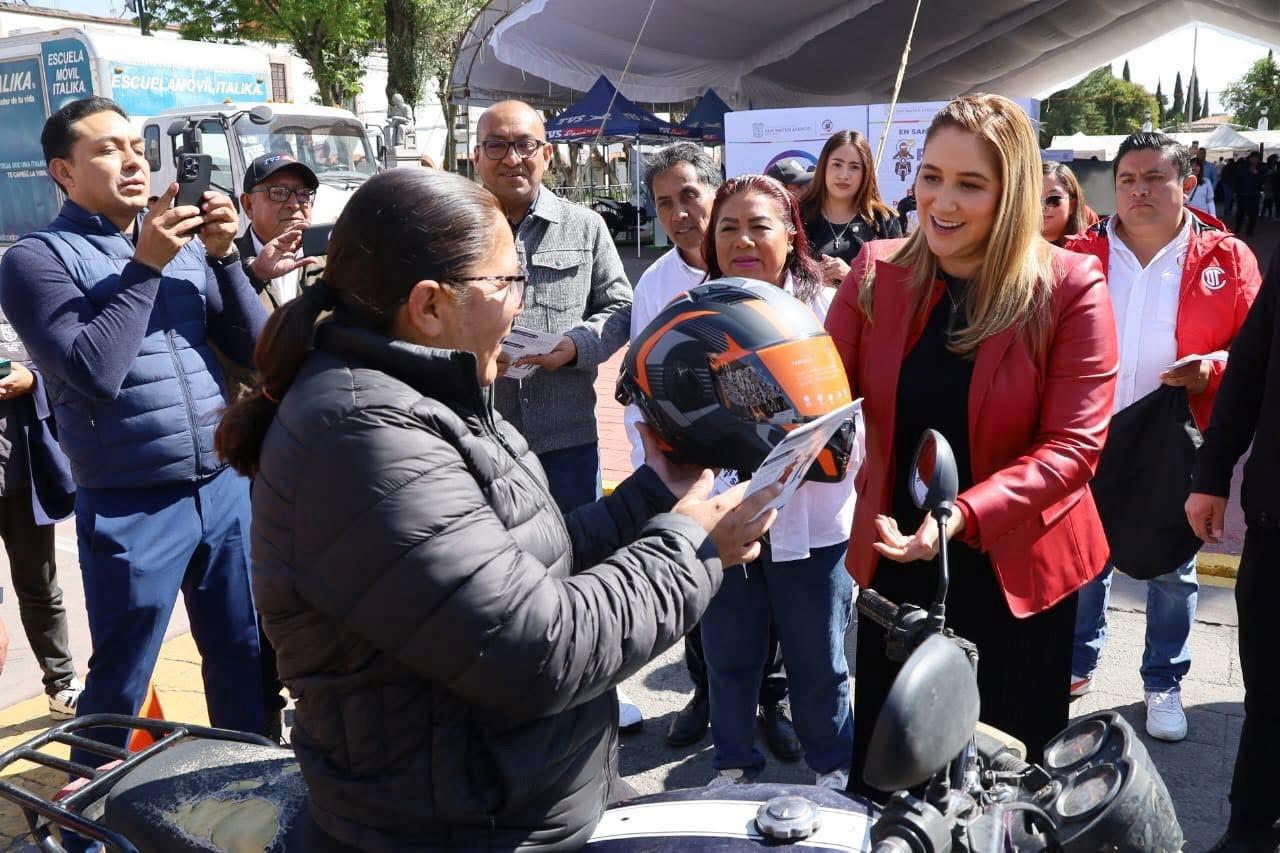 Seguridad sobre ruedas: cascos accesibles y cursos en San Mateo Atenco