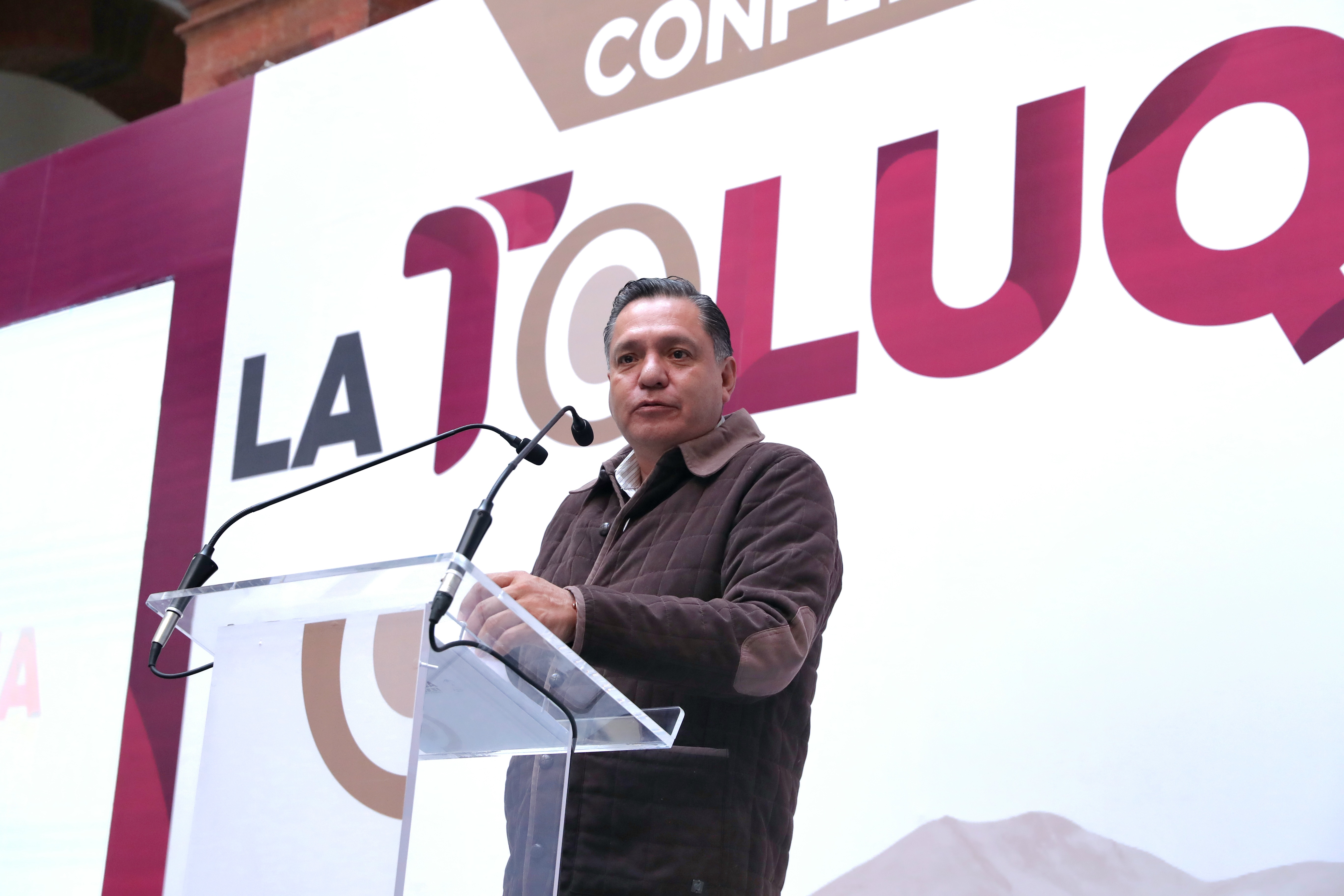 Sociedad y gobierno unen esfuerzos para embellecer Toluca