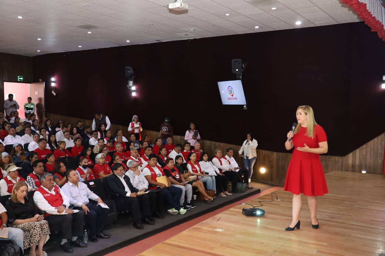 San Mateo Atenco capacita a sus nuevas autoridades auxiliares