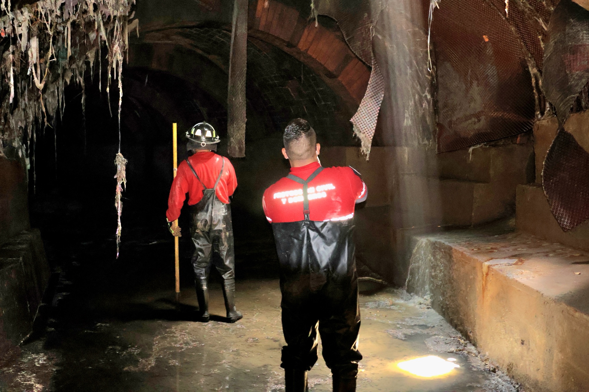 Toluca supervisa bóveda del río Verdiguel tras fuertes lluvias