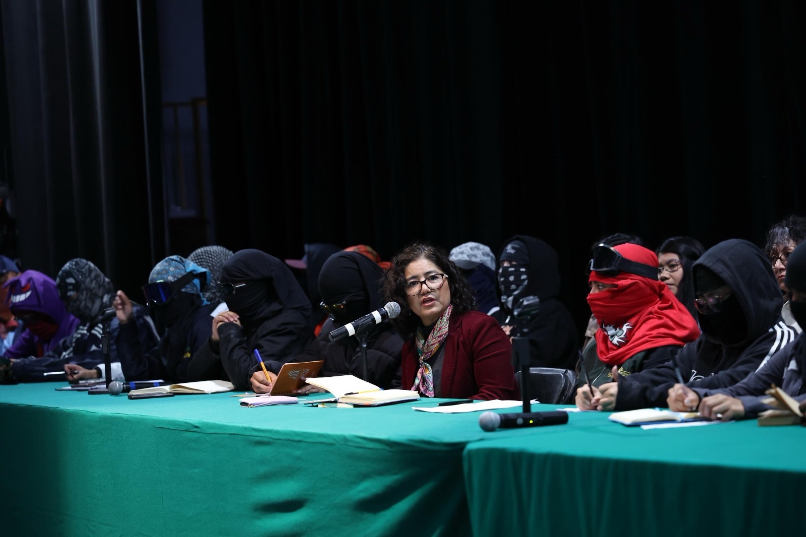 La rectora de la UAEMéx, Patricia Zarza se reunir por primera vez con el Enjambre Estudiantil Universitario