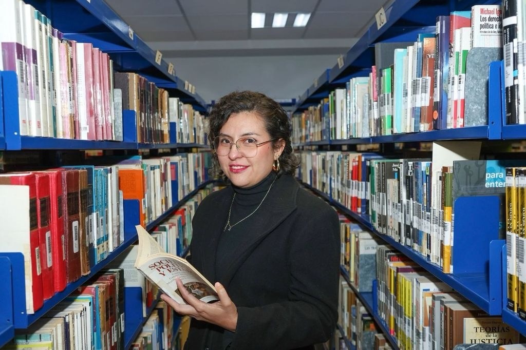 Egresada de UAEMéx obtiene primer lugar en concurso nacional de ensayo