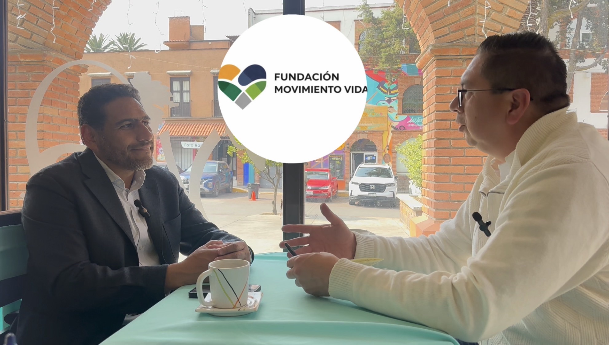 A través de Fundación Movimiento Vida, Carlos Santiago Vega fortalece salud y economía local (Video)