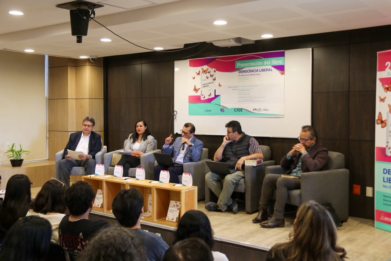 IEEM presenta libro sobre democracia liberal en UAM Lerma